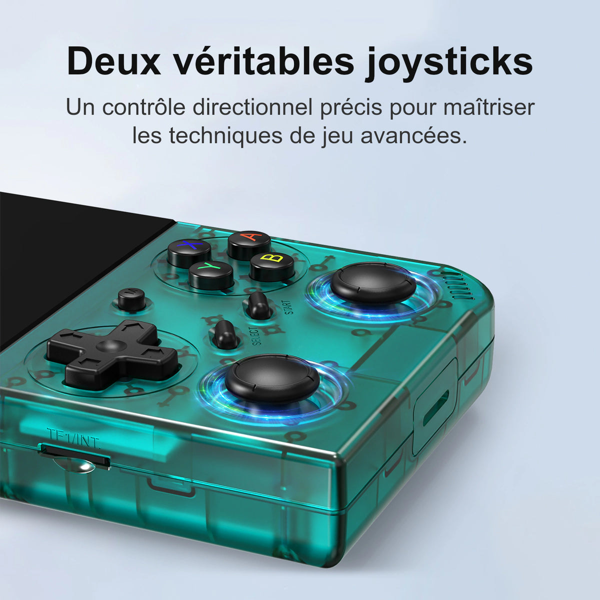 Gros plan du RG 35XXPro translucide avec ses deux joysticks et ses commandes directionnelles.